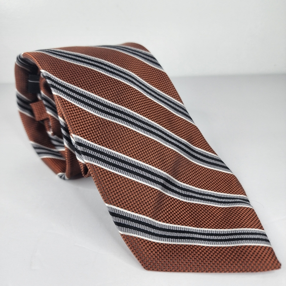 JOS. A. BANK Brown Stripe Silk Tie. - Picture 1 of 7
